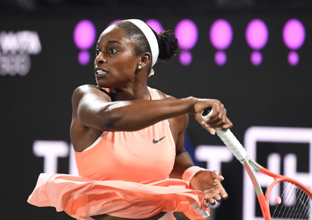 STEPHENS DETHRONES KEYS AT CHARLESTON OPEN