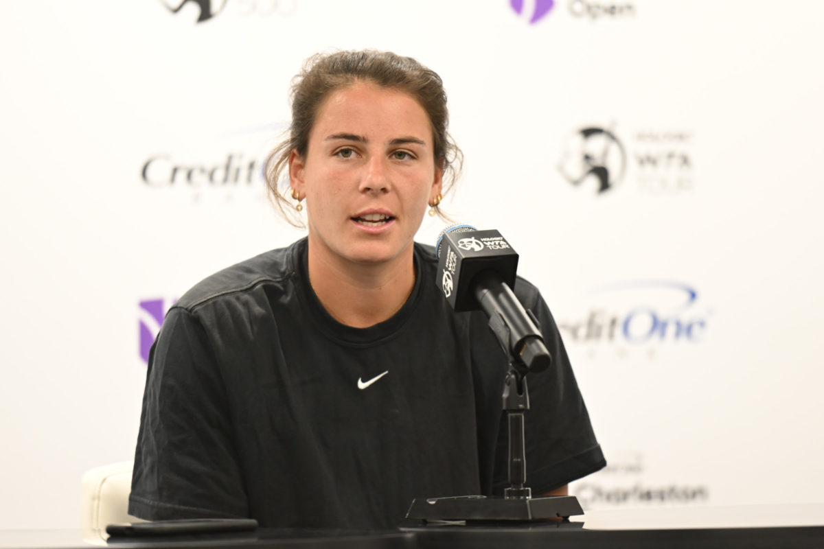 Interview: [WC] Emma Navarro def. Madison Brengle 6-7 6-2 3-0 Ret. – 1st round