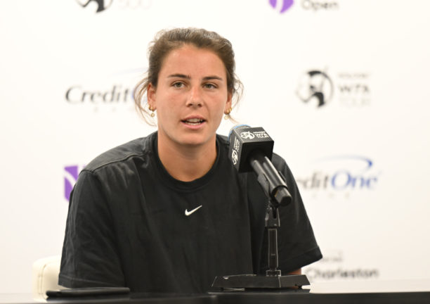 Interview: [WC] Emma Navarro def. Madison Brengle 6-7 6-2 3-0 Ret. - 1st round