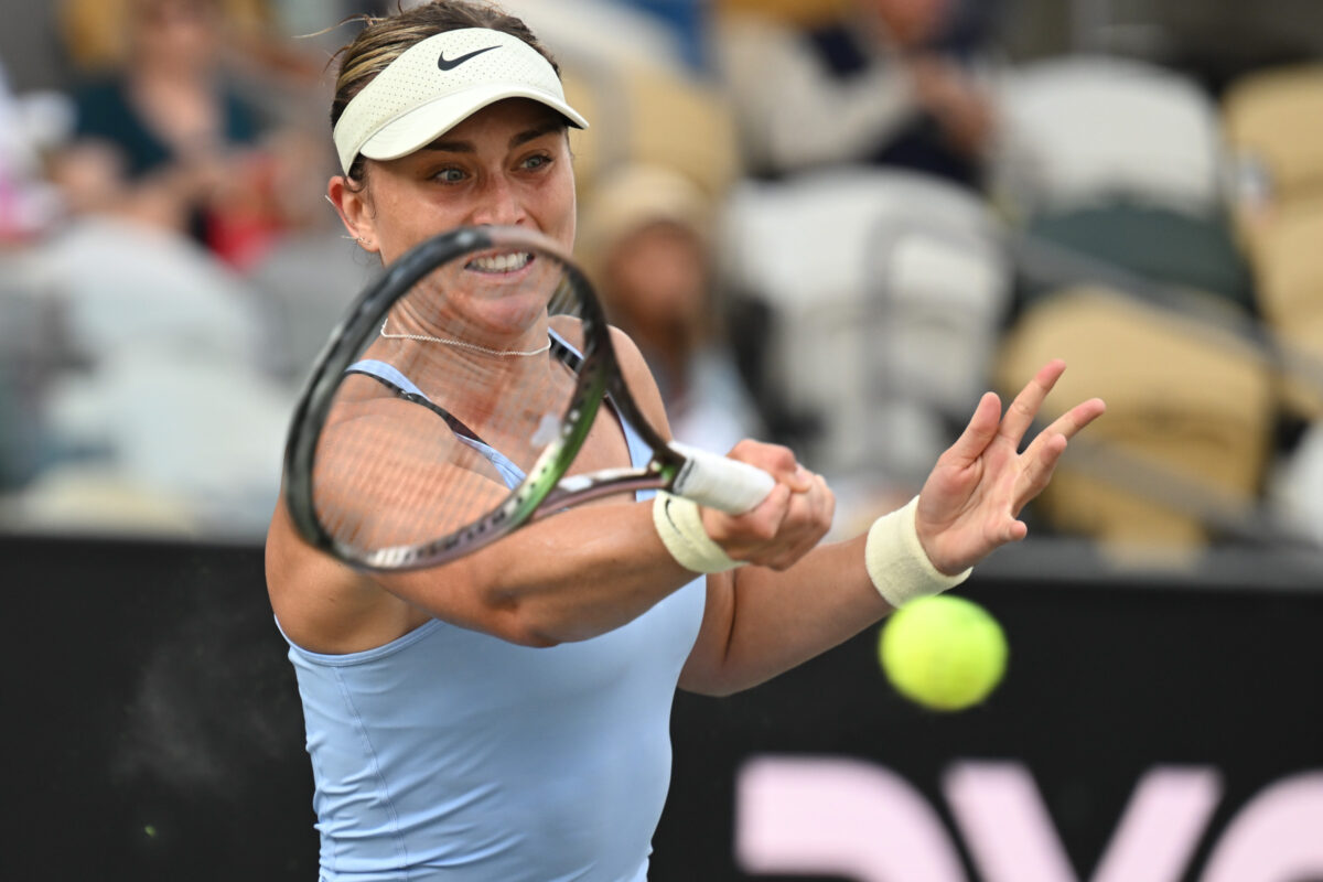 Tennis Tuesday: Rogers, Keys, Azarenka earn opening-round wins at Charleston Open