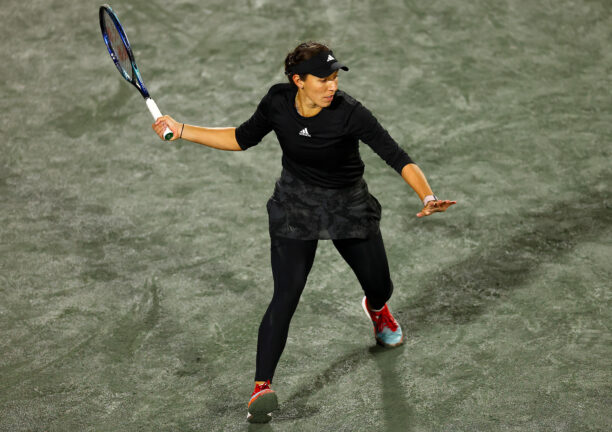 Photos: Jabeur beats Kasatkina, weather on rainy semifinal Saturday