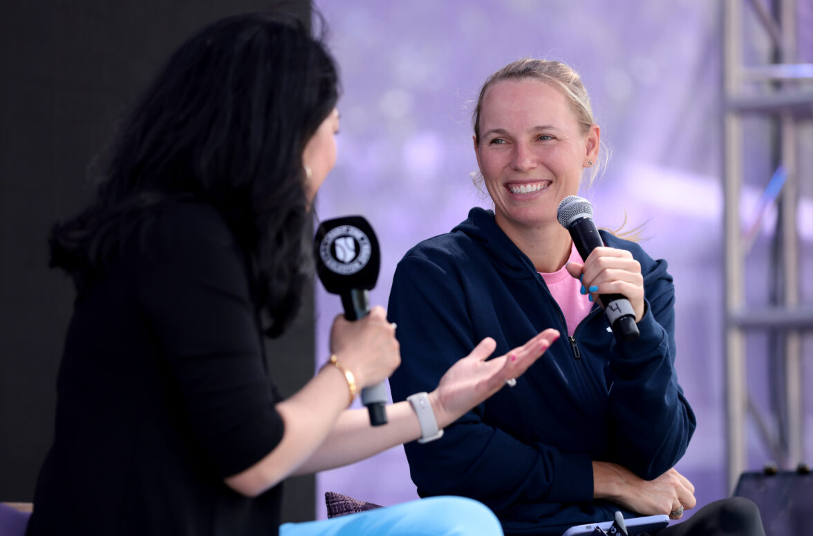 Wozniacki, Rogers Headline Must-See Monday as Main Draw Kicks Off