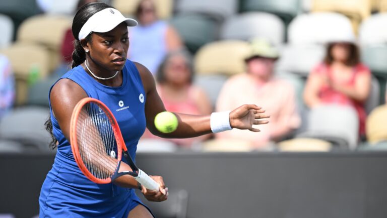 Stephens, Sakkari breeze through as Collins sets up Jabeur clash