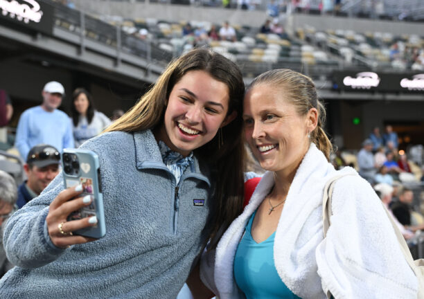 Photos: Rogers, Wozniacki, and Anisimova Among Day 1 Winners