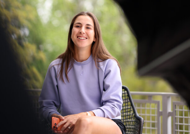 ’22 Champ Belinda Bencic Balancing Motherhood, Tour Life