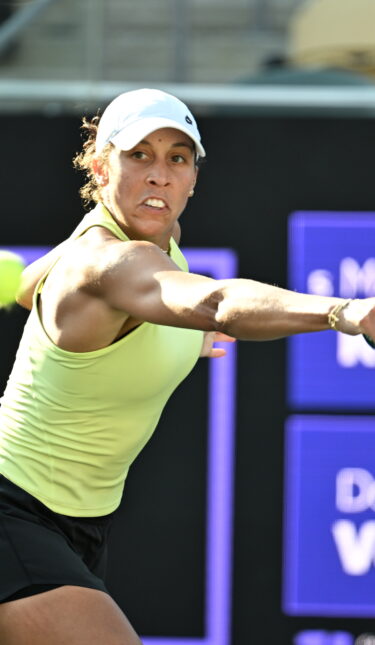 Past Charleston Champs Pegula, Keys Key Thursday Slate