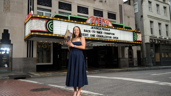 Video: Back to Back - Champions Photoshoot with Jessica Pegula