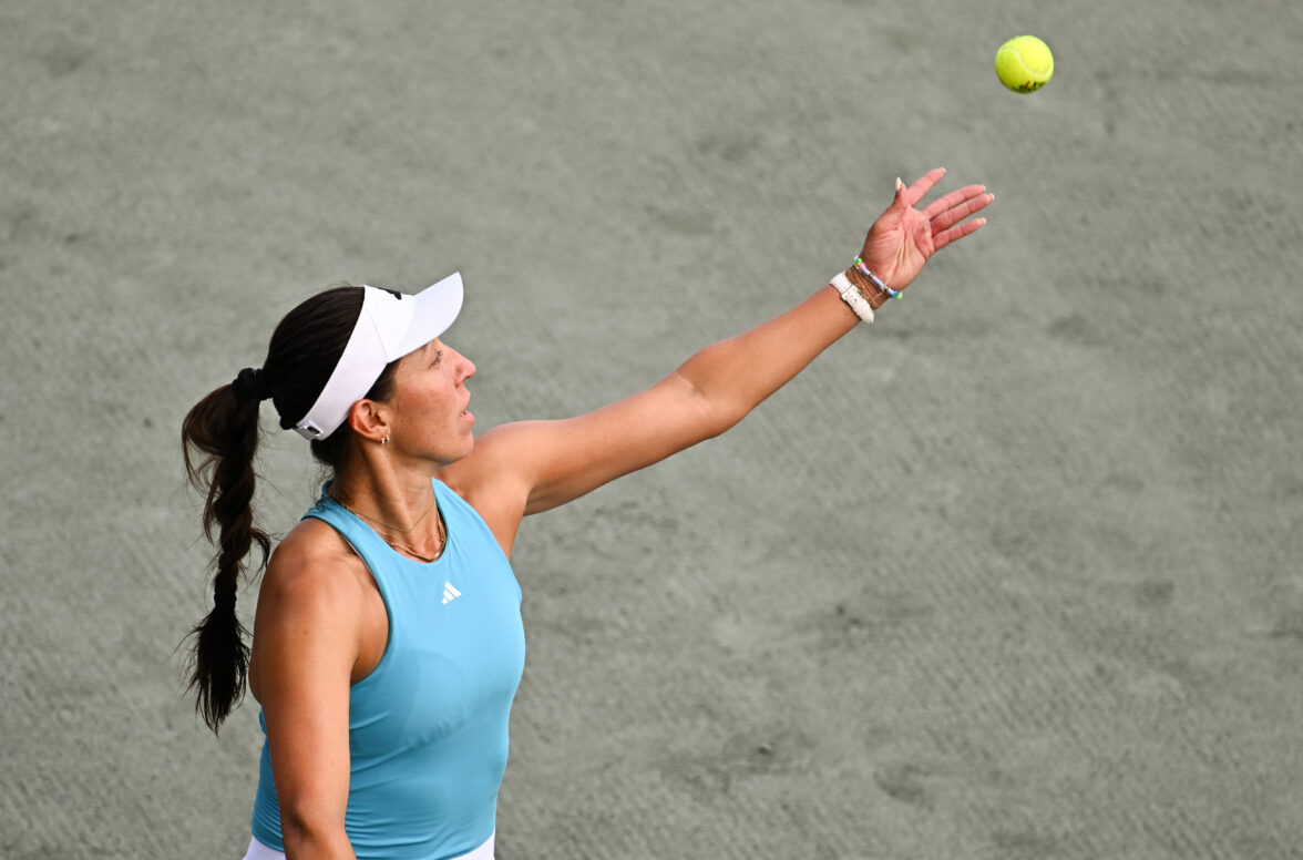 Living on Edge, Pegula Pulls Through Again in Charleston